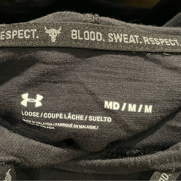 Under Armour x Project Rock Men Black Bull Skull Snake Short Sleeve Hoodie Sz M - Picture 7 of 9